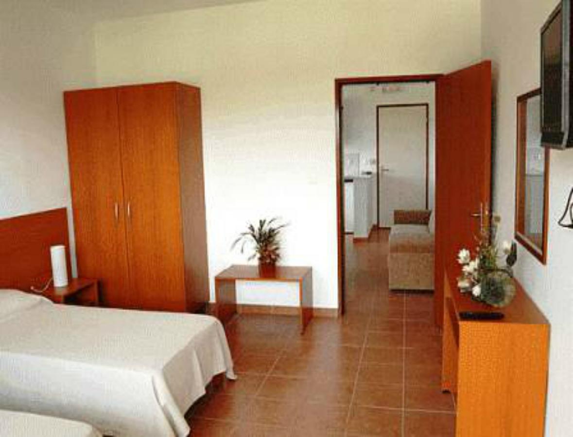 Helena Christina Aparthotel Asgourou Екстериор снимка